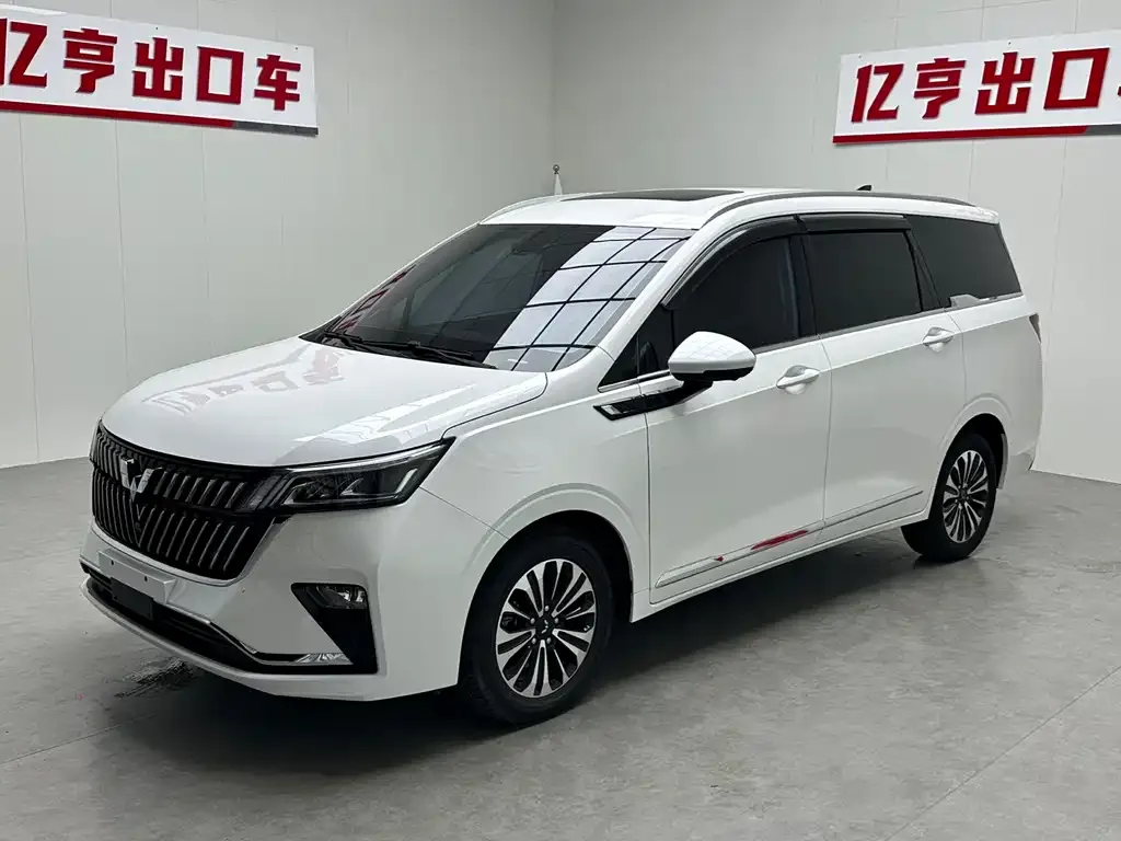 Wuling Jiachen — фото 1