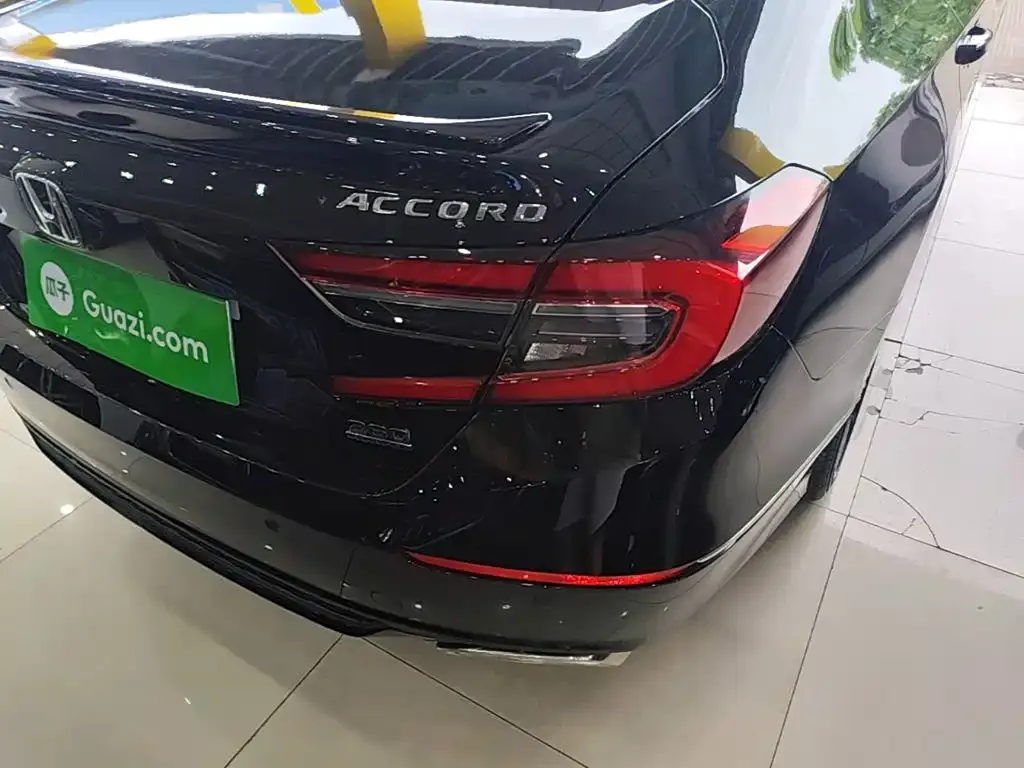 Honda Accord — фото 5
