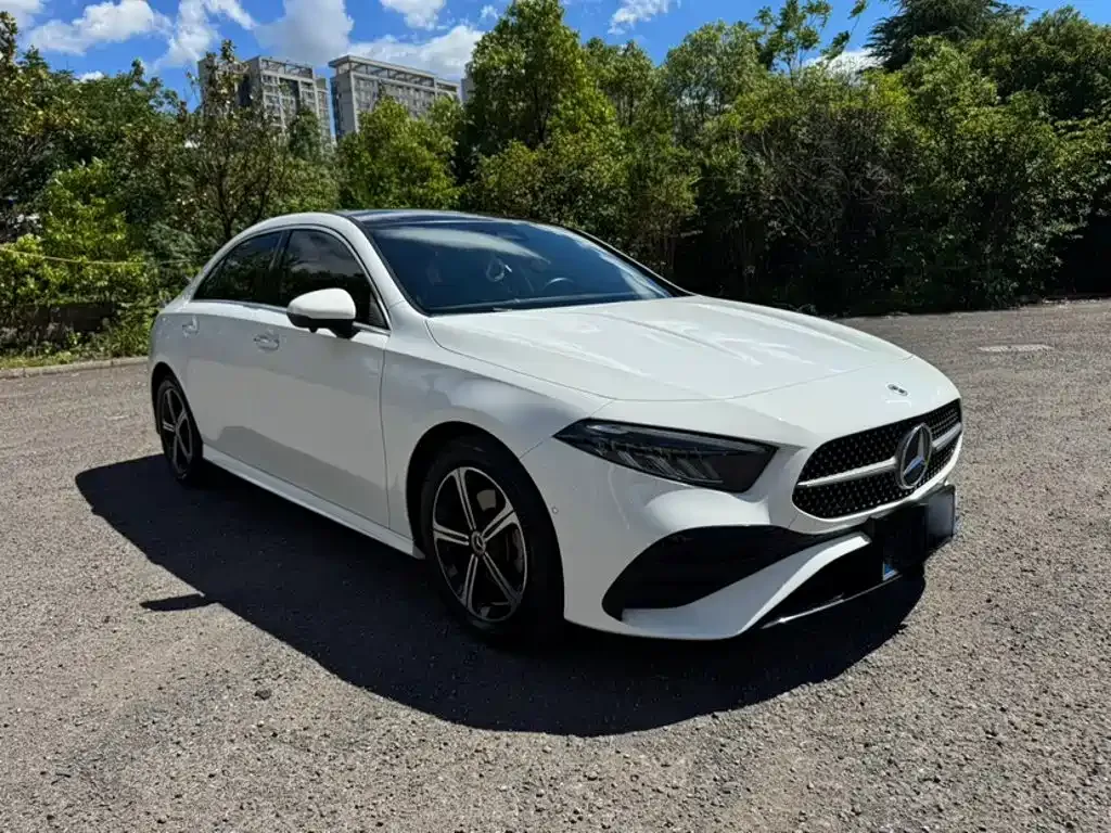 Mercedes-Benz A-Class — фото 9