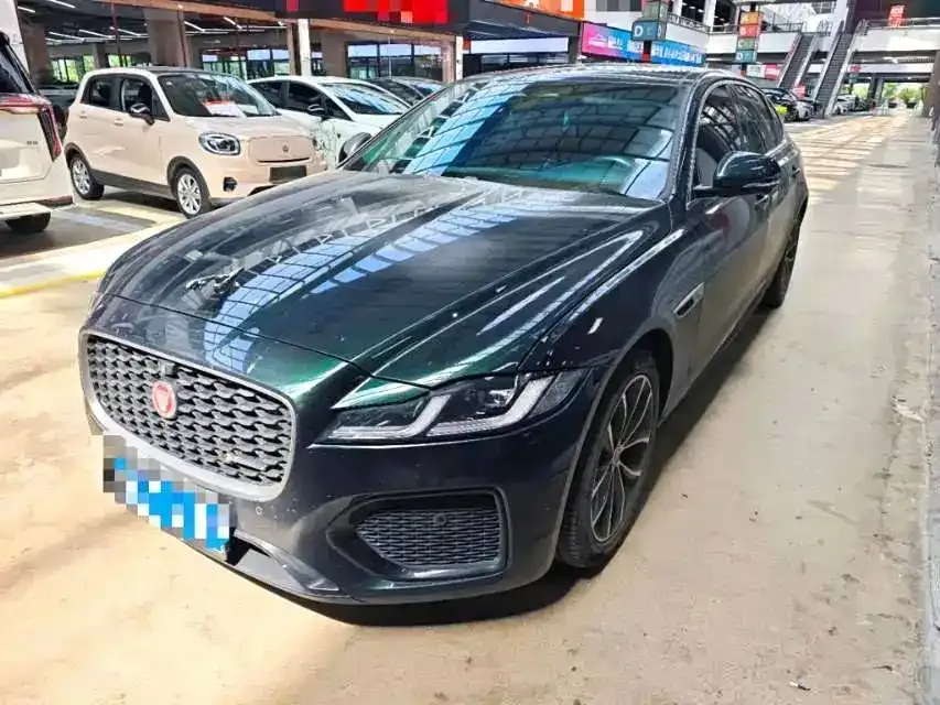 Jaguar XFL — фото 1