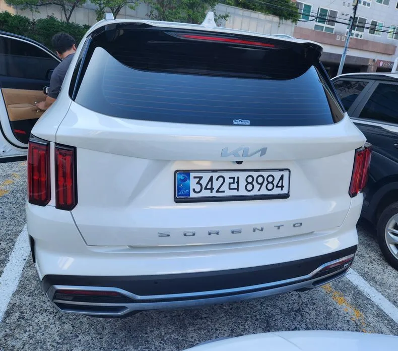 Kia Sorento — фото 6