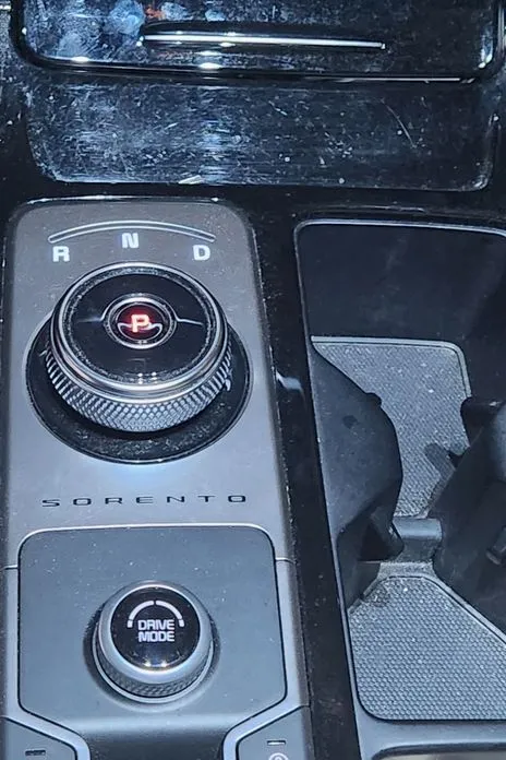 Kia Sorento — фото 3