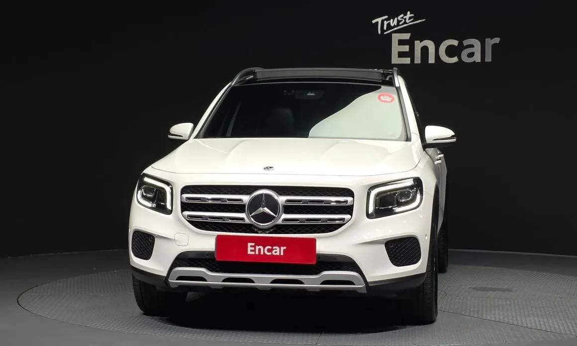 Mercedes-Benz GLB-Class — фото 8