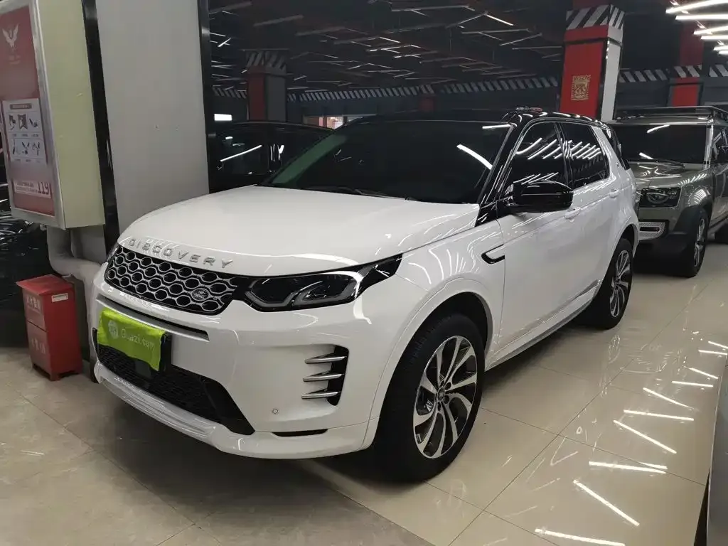 Land Rover Discovery Sport — фото 1