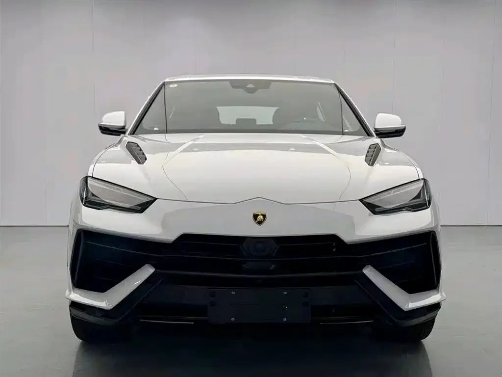 Lamborghini Urus — фото 3