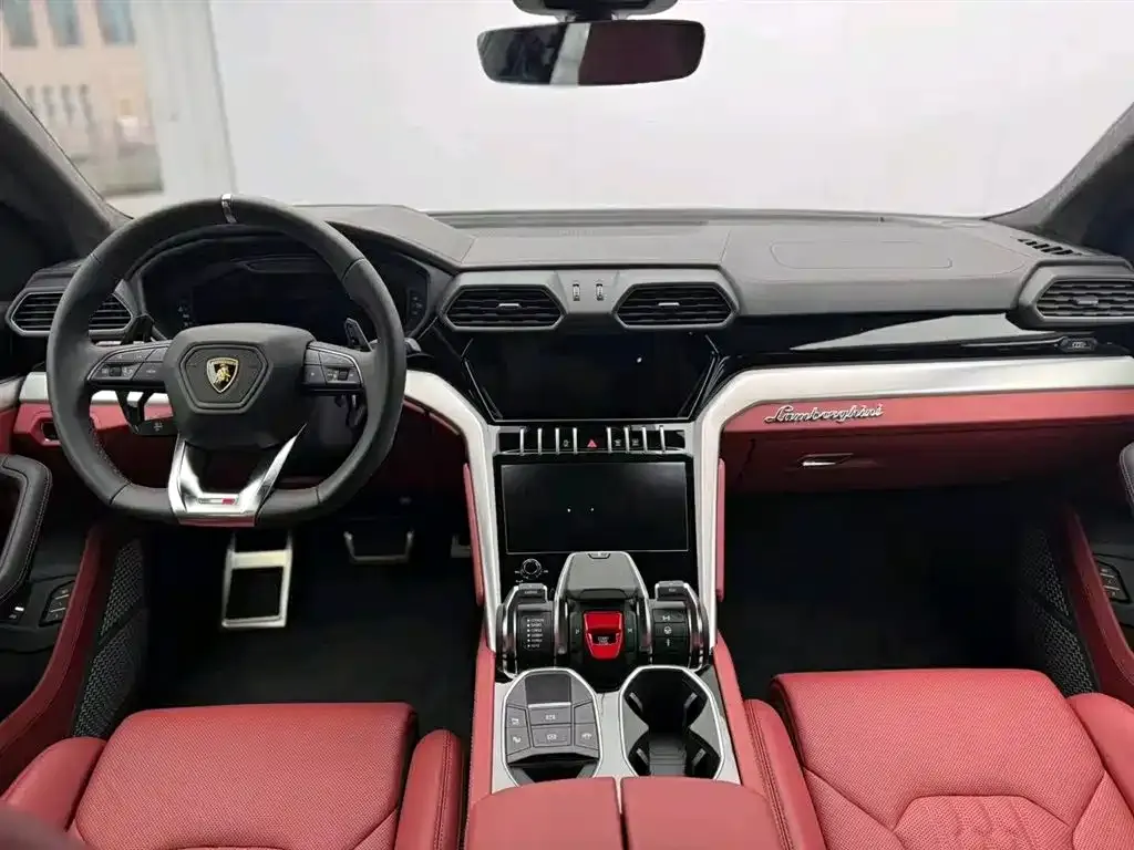 Lamborghini Urus — фото 6