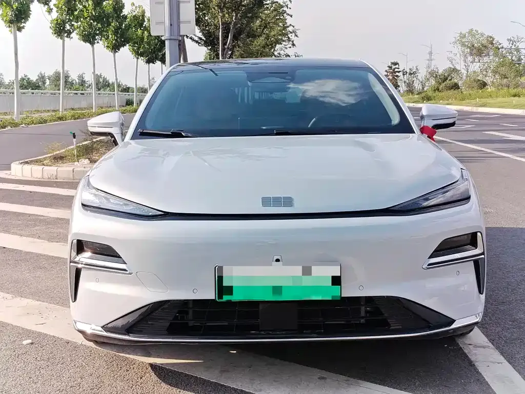 Geely Galaxy Xingyao 8 2025 из CN, фото 9