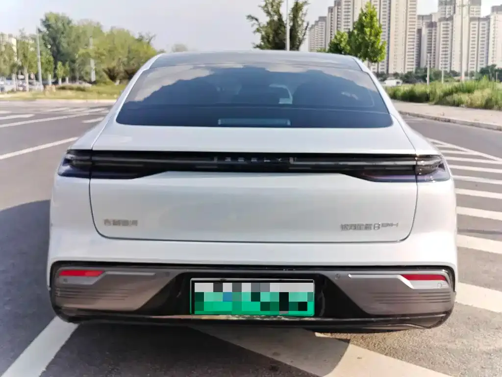 Geely Galaxy Xingyao 8 2025 из CN, фото 2