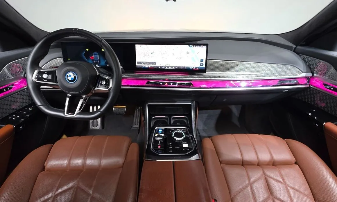 BMW i7 — фото 5