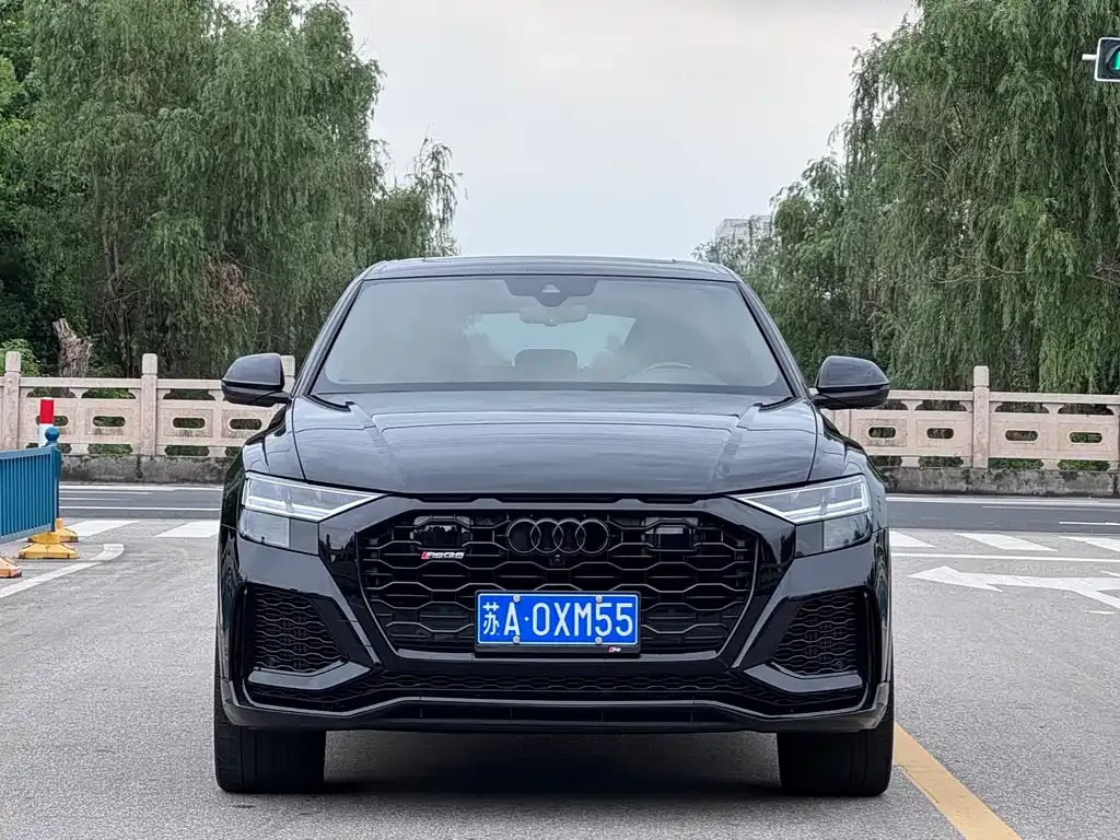 Audi Q8 2021 из CN, фото 6