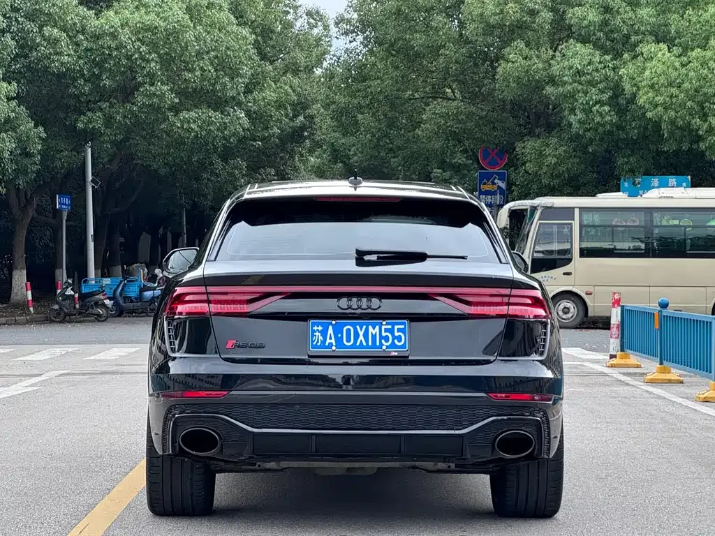 Audi Q8 2021 из CN, фото 10
