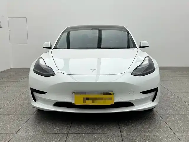 Tesla Model 3 — фото 6