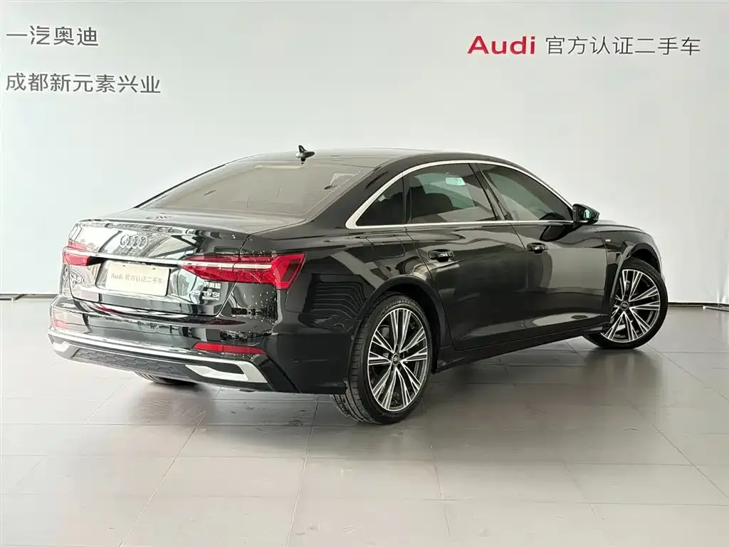 Audi A6L — фото 6