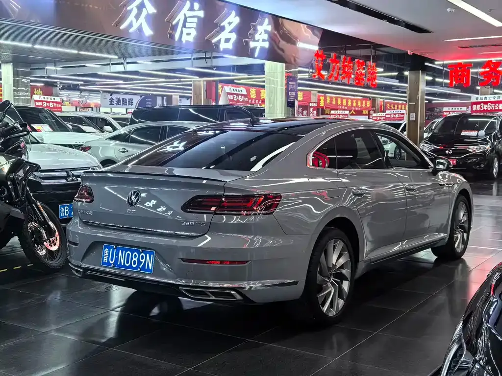 Volkswagen CC — фото 6