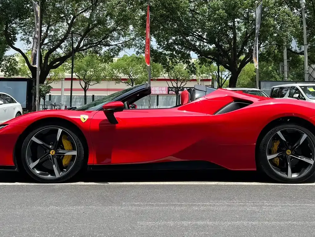 Ferrari SF90 — фото 10