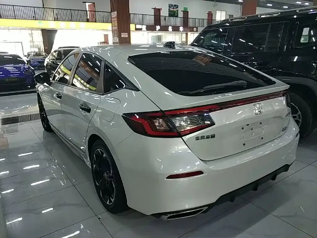 Honda Civic — фото 9