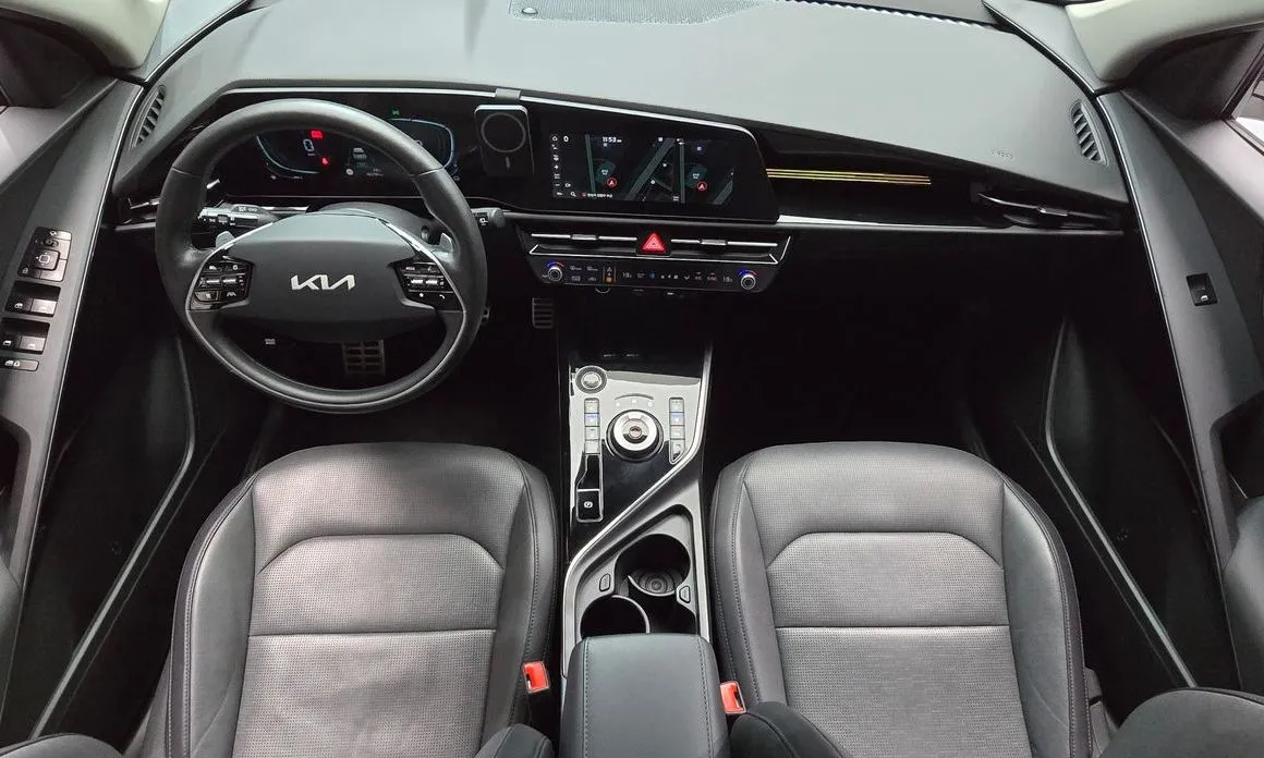 Kia Niro — фото 10