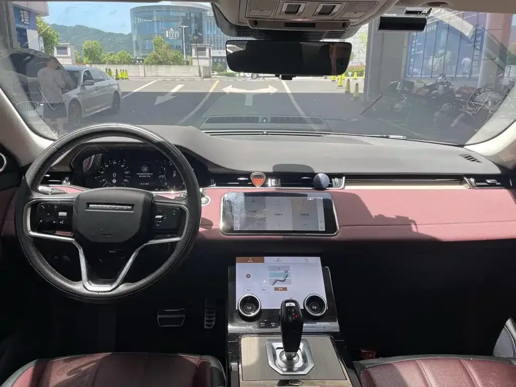 Land Rover Evoque — фото 6
