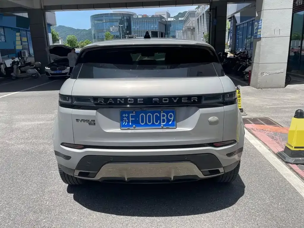 Land Rover Evoque — фото 7