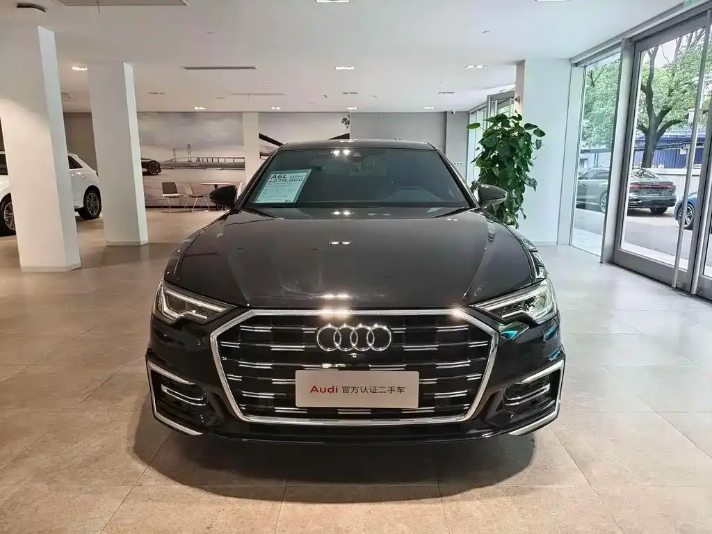 Audi A6L — фото 2
