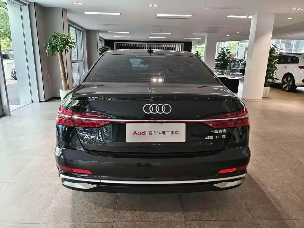 Audi A6L — фото 4