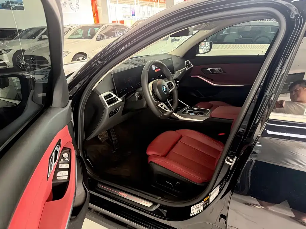 BMW i3 — фото 3