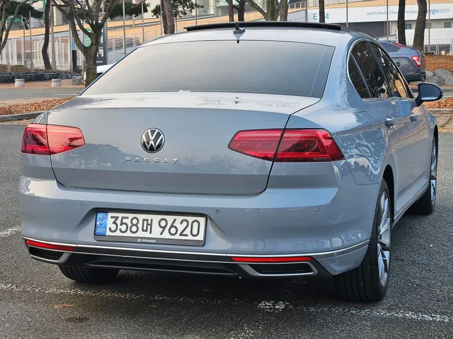 Volkswagen Passat — фото 10