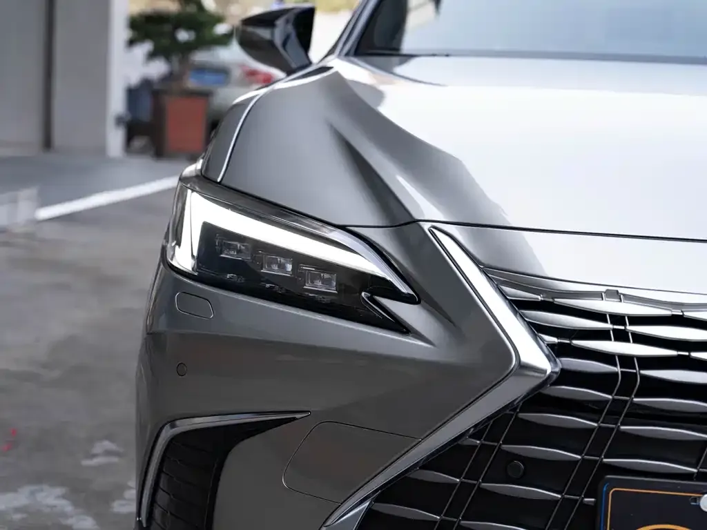 Lexus ES — фото 2