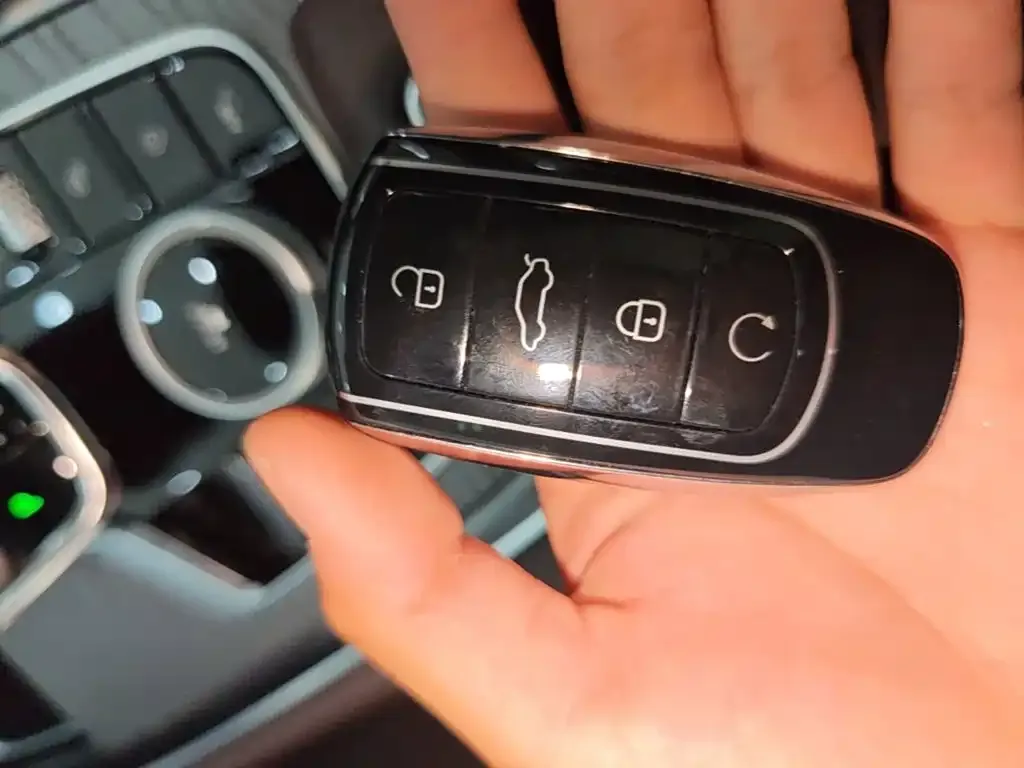 Chery Tiggo 8 PRO — фото 2
