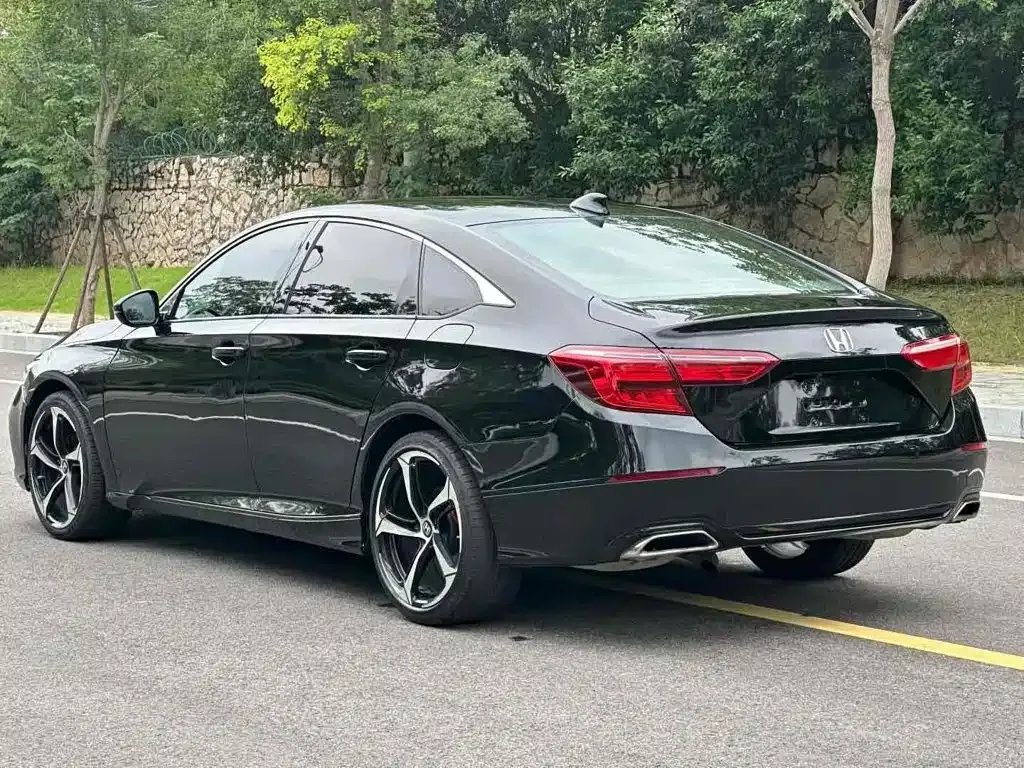 Honda Inspire — фото 9