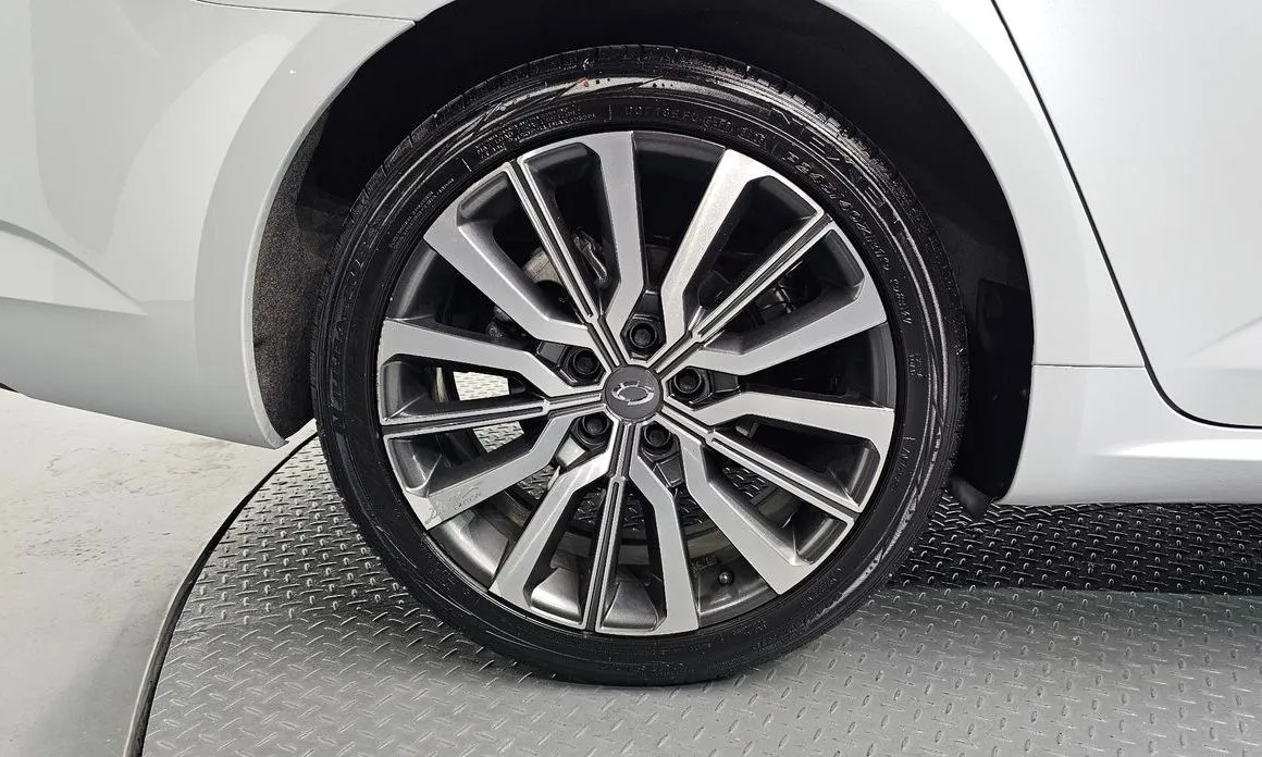 Renault Korea (Samsung) SM6 2021 из KR, фото 3
