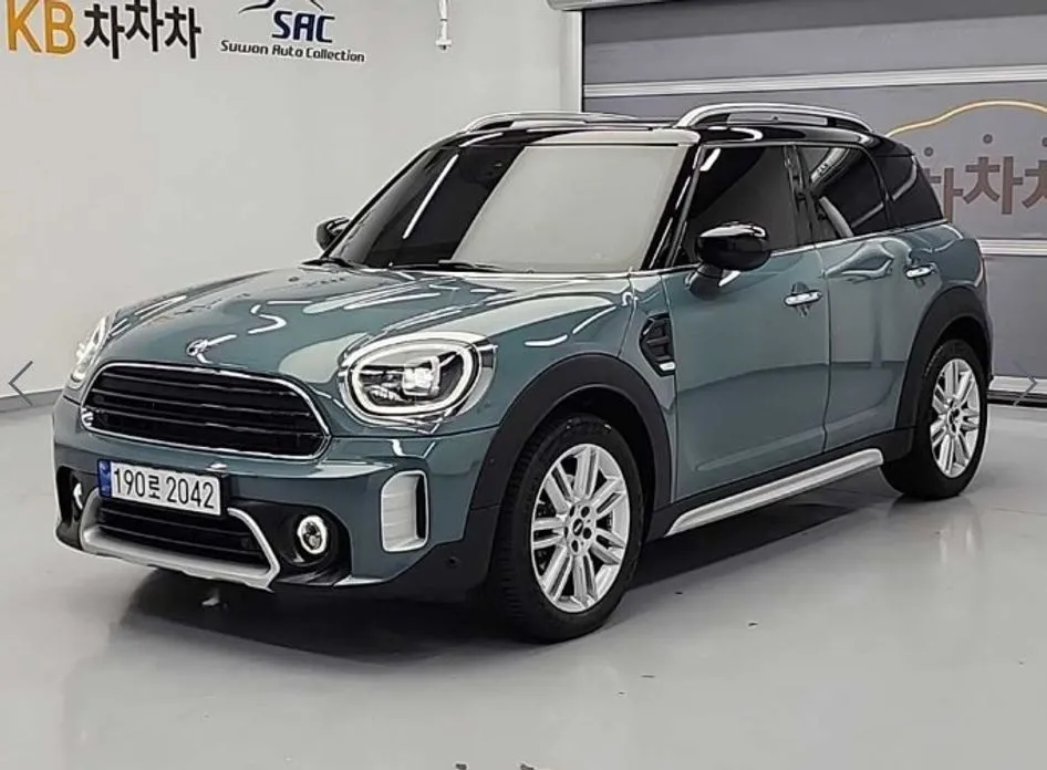 Mini Countryman Classic Plus Launch Pack 1