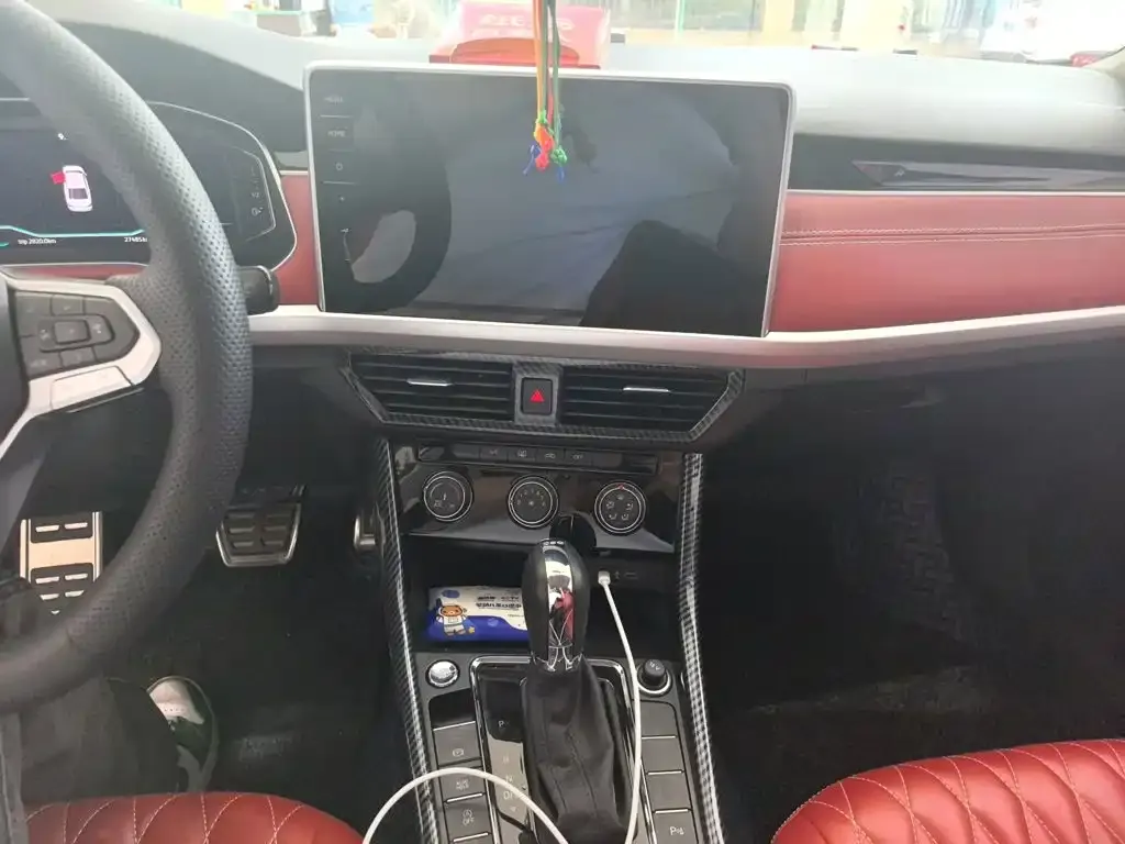 Volkswagen Bora 2024 из CN, фото 6
