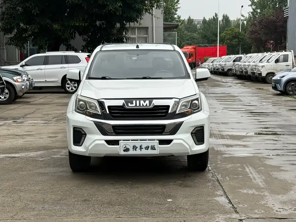 Isuzu RE-MAX — фото 7