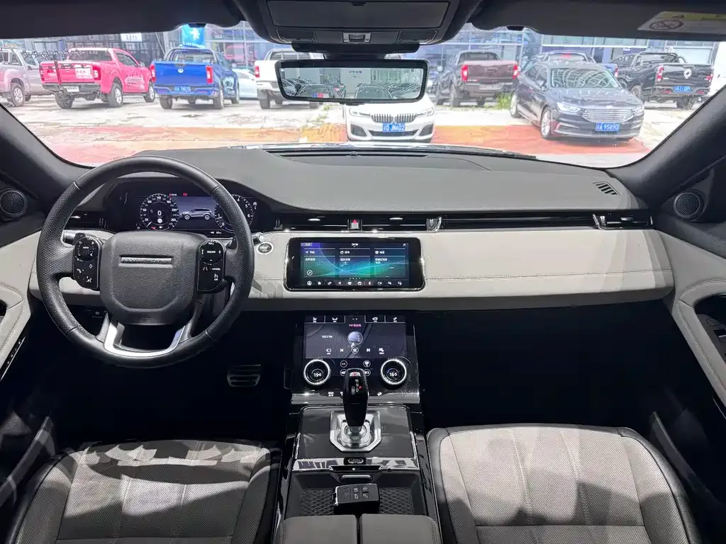 Land Rover Evoque — фото 5