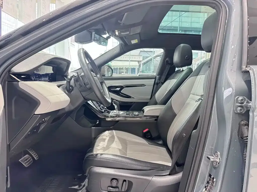 Land Rover Evoque — фото 6