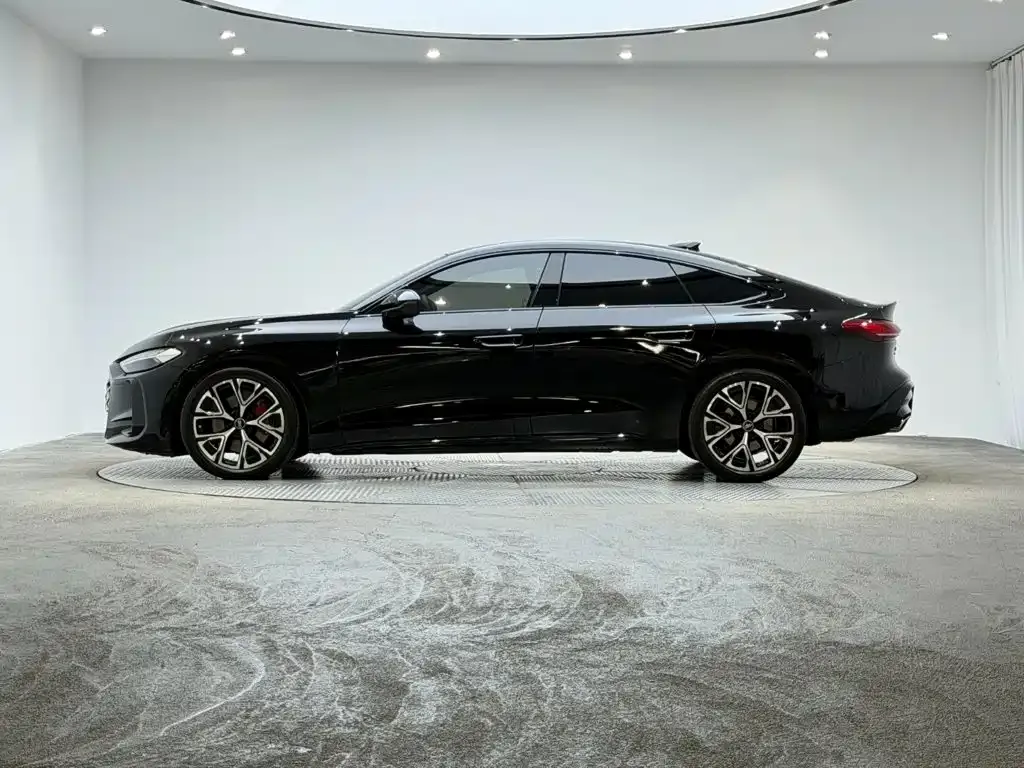 Audi A5L Sportback — фото 8