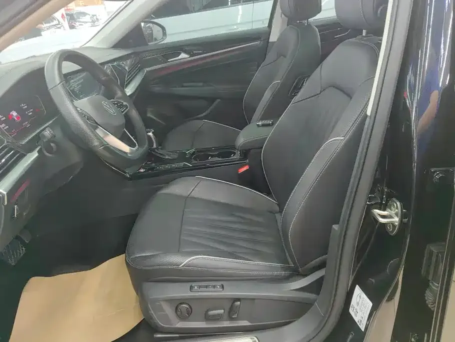 Volkswagen Passat — фото 8