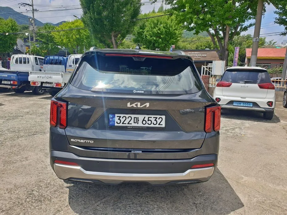 Kia Sorento — фото 10
