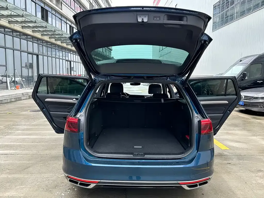 Volkswagen Viloran 2022 из CN, фото 9