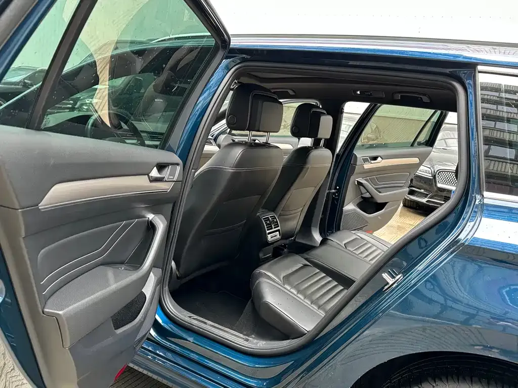 Volkswagen Viloran 2022 из CN, фото 2