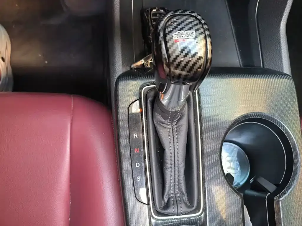 Honda Civic — фото 10
