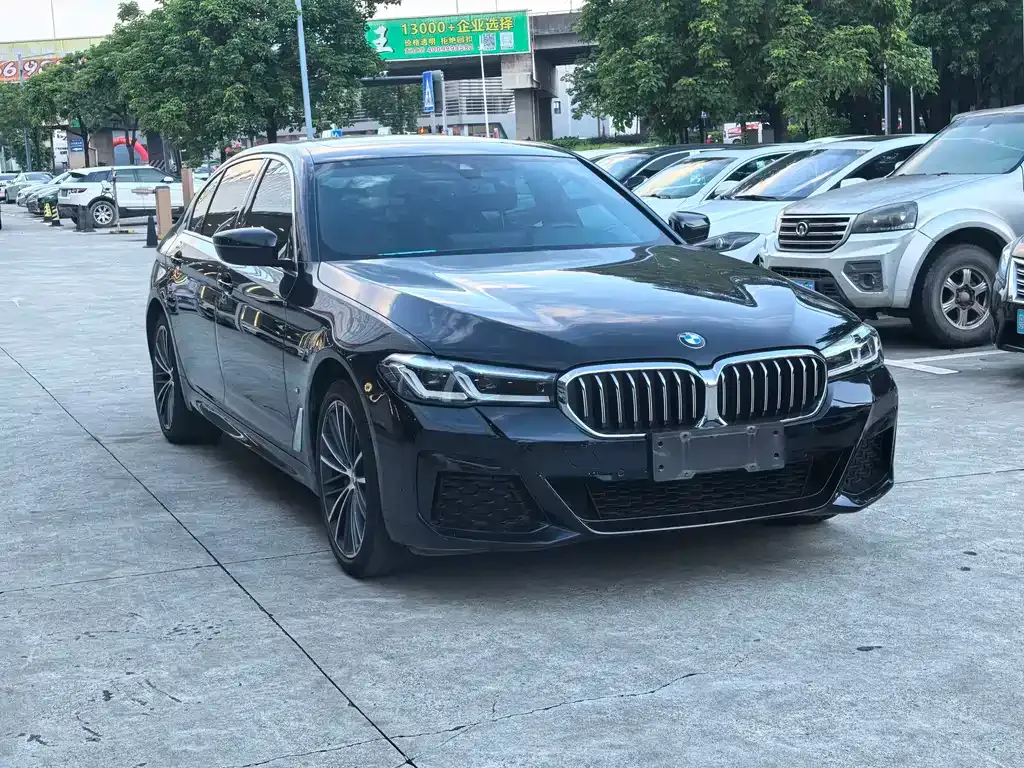 BMW 5 Series — фото 2