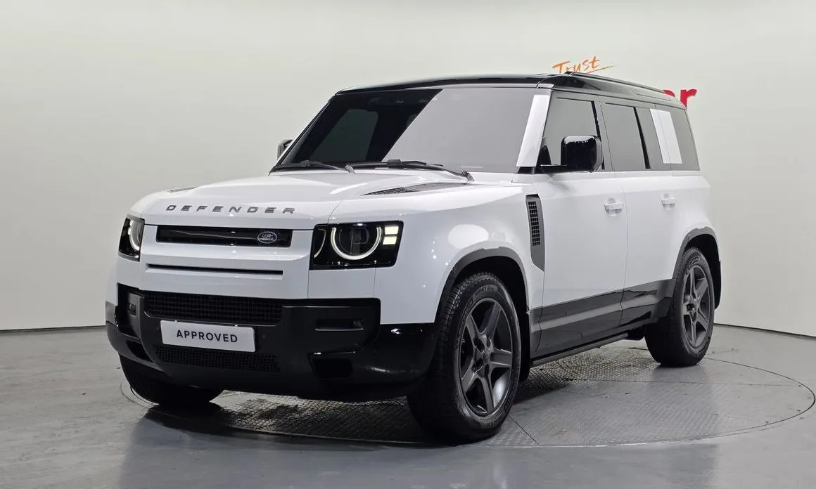 Land Rover Defender — фото 1