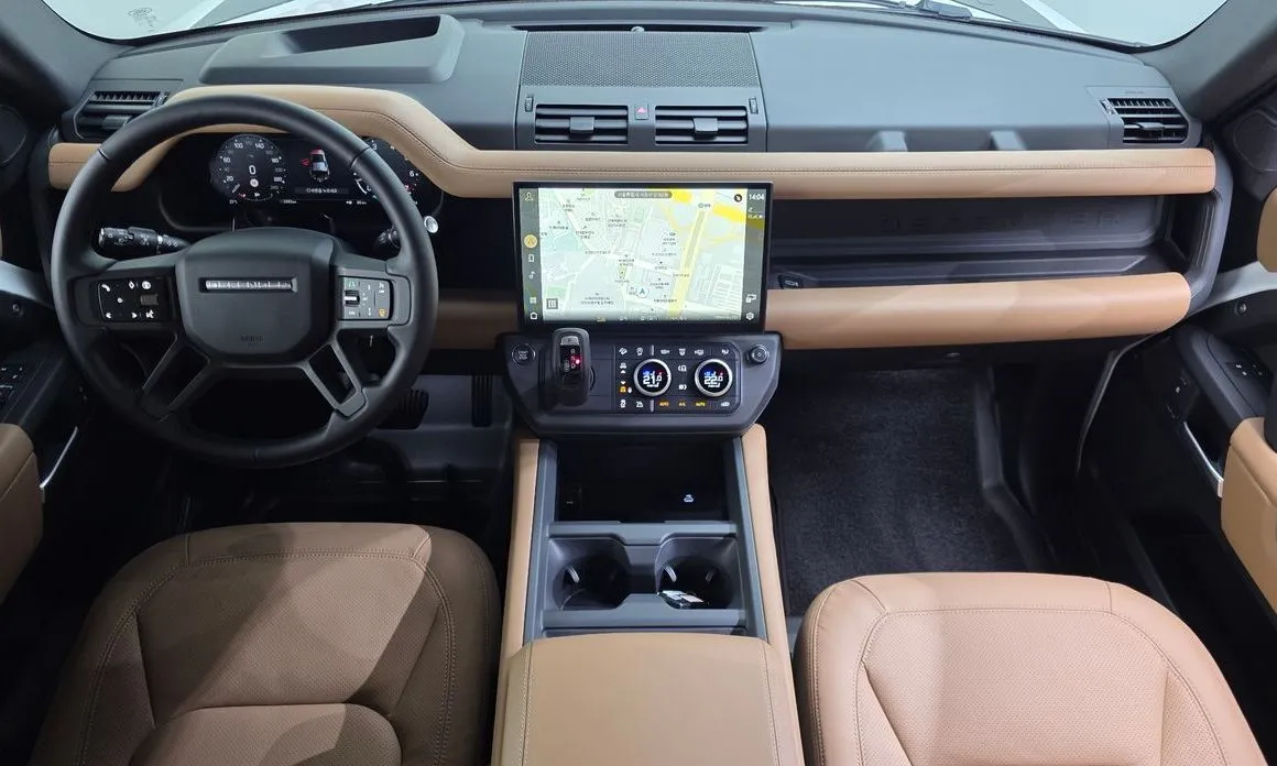 Land Rover Defender — фото 10