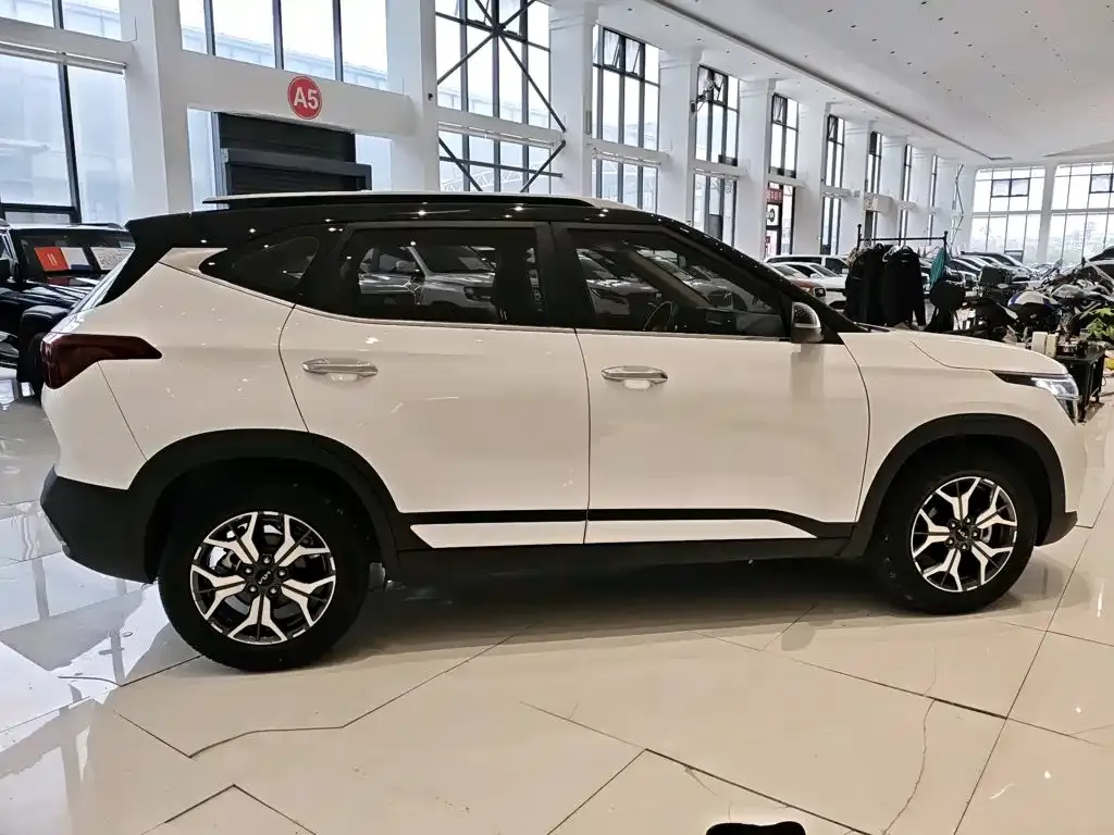 Kia KX3 — фото 4