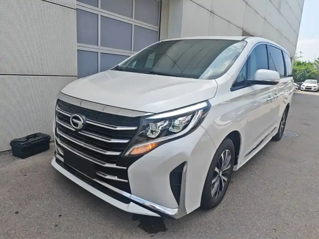 GAC Motor Trumpchi M8 — фото 1