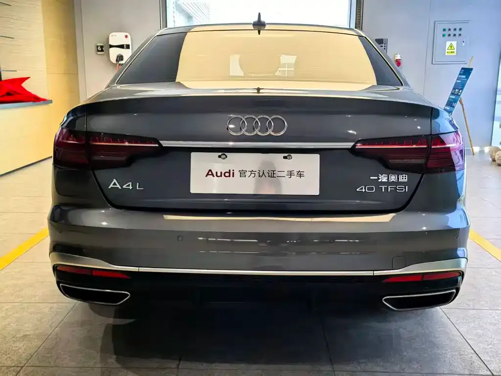 Audi A4L — фото 5