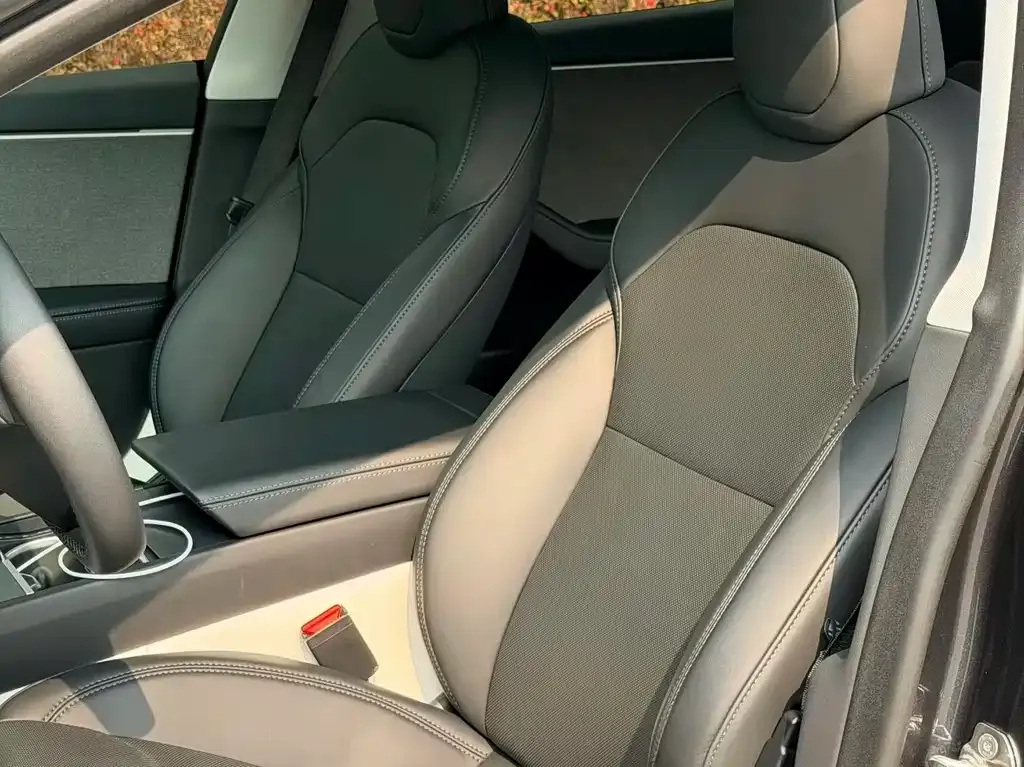 Tesla Model 3 — фото 2