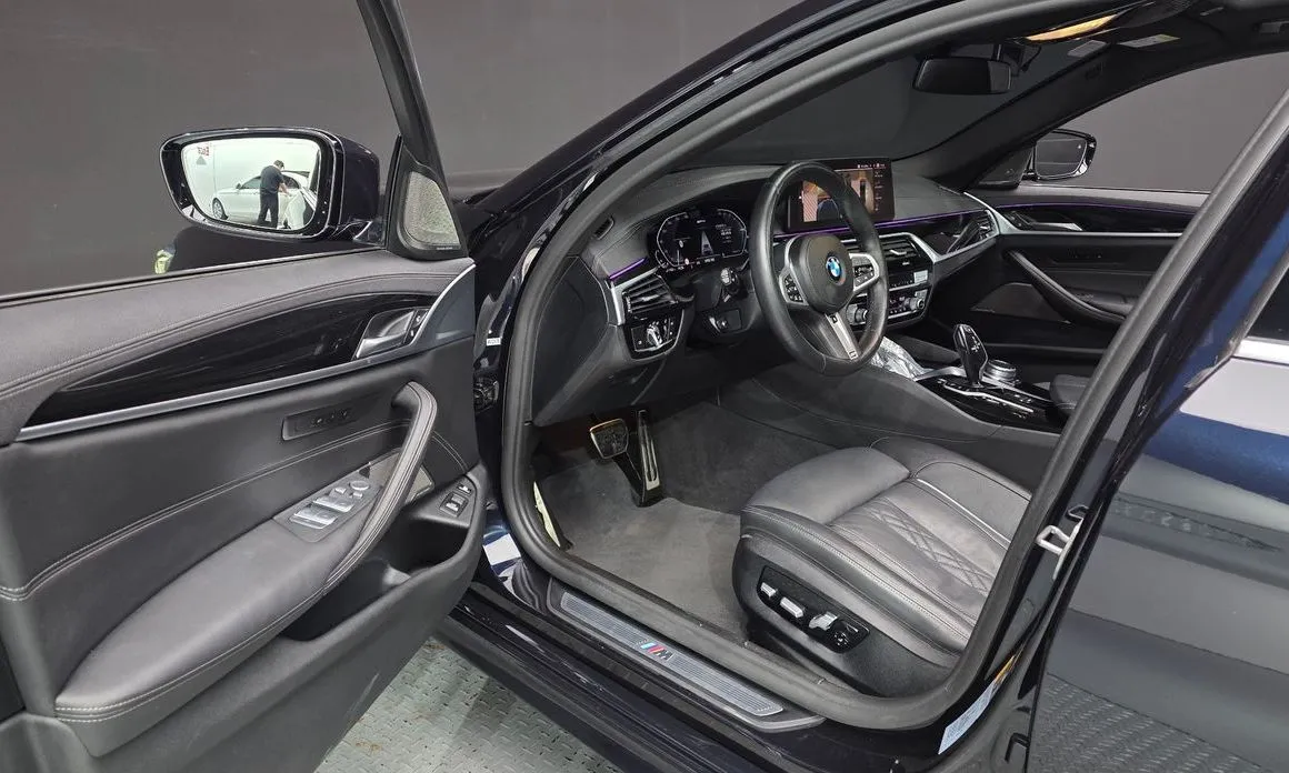 BMW 5-Series 2021 из KR, фото 6